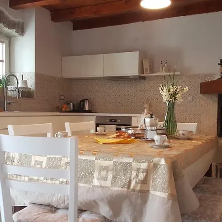 Villa Holiday Cartolina *