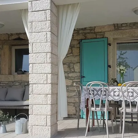 Villa Holiday Cartolina *
